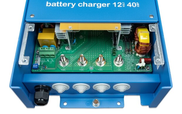 Centaur lader 12/50 (3) 120-240V